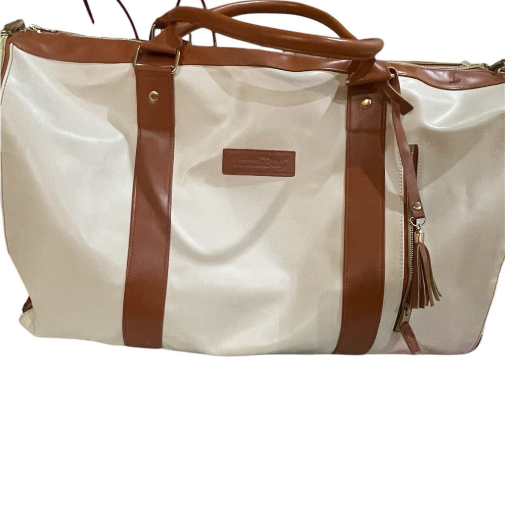 Elegant Cream and Brown Travel Bag